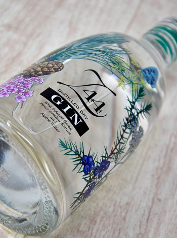 Z44 Gin z44_2018.jpg